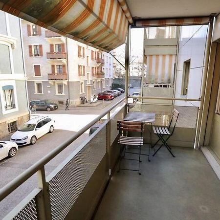 Comfortable, Very Well Located Between Train Station And Lake! لوزان المظهر الخارجي الصورة