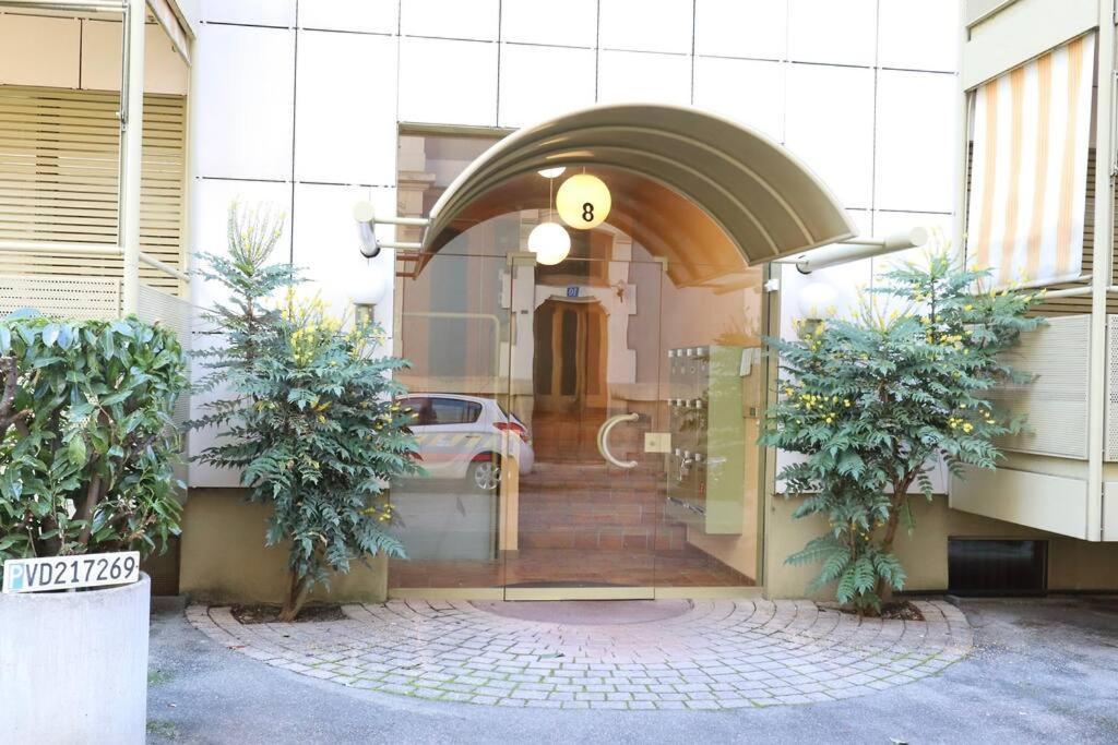 Comfortable, Very Well Located Between Train Station And Lake! لوزان المظهر الخارجي الصورة