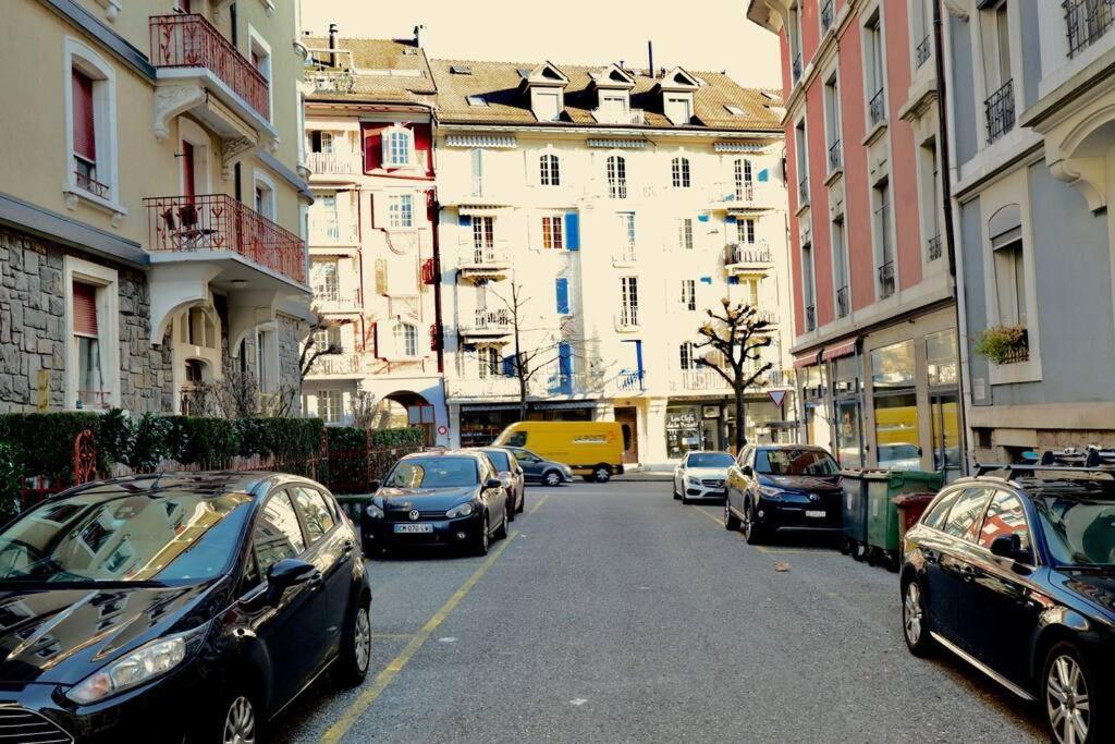 Comfortable, Very Well Located Between Train Station And Lake! لوزان المظهر الخارجي الصورة